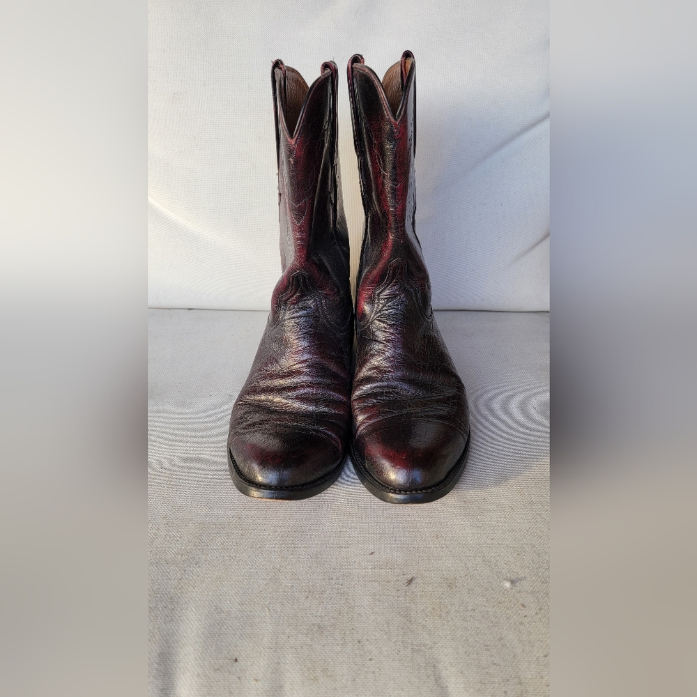 Cherry Red, Lucchese smooth Ostrich Ropers 10D